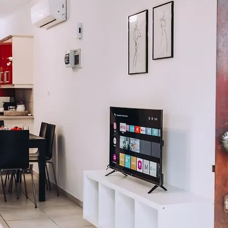 Holiday home Minimal Townhouse Center Paphos