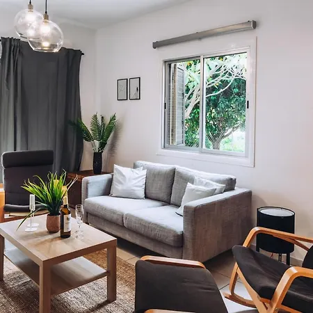 Minimal Townhouse Center Holiday home Paphos